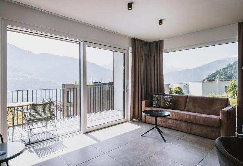 2 Bedroom Suite with Balcony, Nikolaus By Avenida Panoramic Wellness Suites