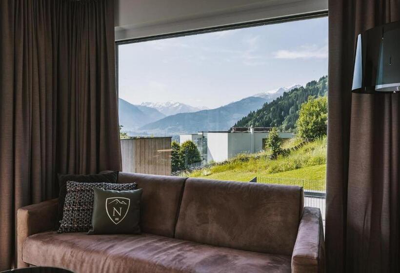 2 Bedroom Suite with Balcony, Nikolaus By Avenida Panoramic Wellness Suites