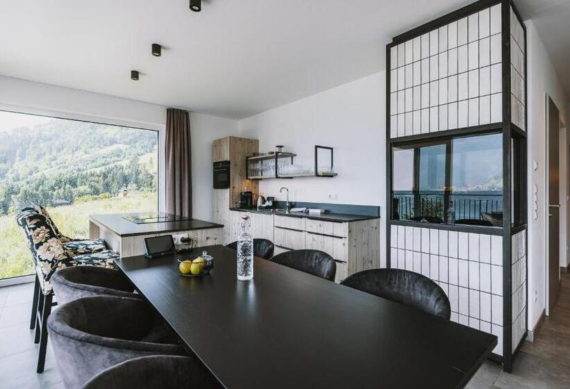 3 Bedroom Suite, Nikolaus By Avenida Panoramic Wellness Suites