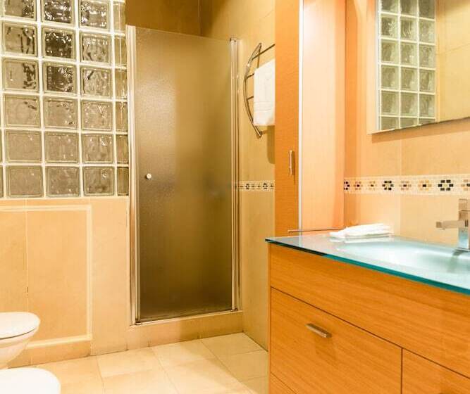 اتاق سوپریور, Triana Luxury Home