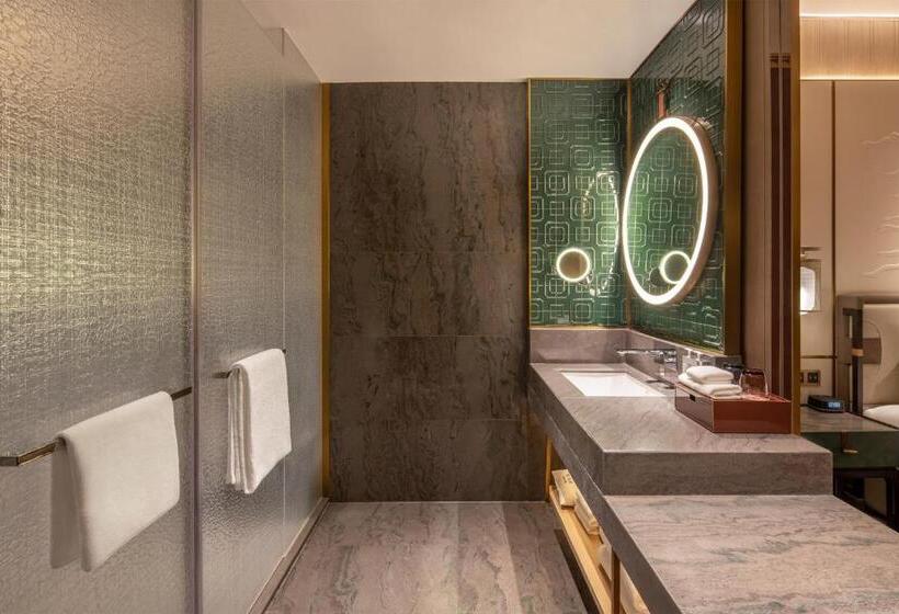 اتاق استاندارد, Hualuxe Hotels And Resorts Qingdao Licang, An Ihg