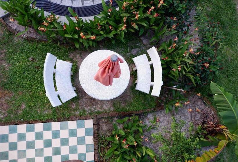 اتاق لوکس, Sunbird Garden Resort