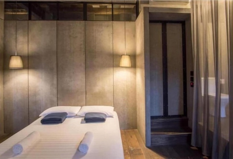 اتاق استاندارد با تخت دو نفره بزرگ, Belakang Kongheng By Dreamscape