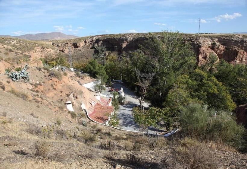 اتاق سوپریور با وان آب گرم, Casas Cueva Y Cortijo La Tala En Guadix