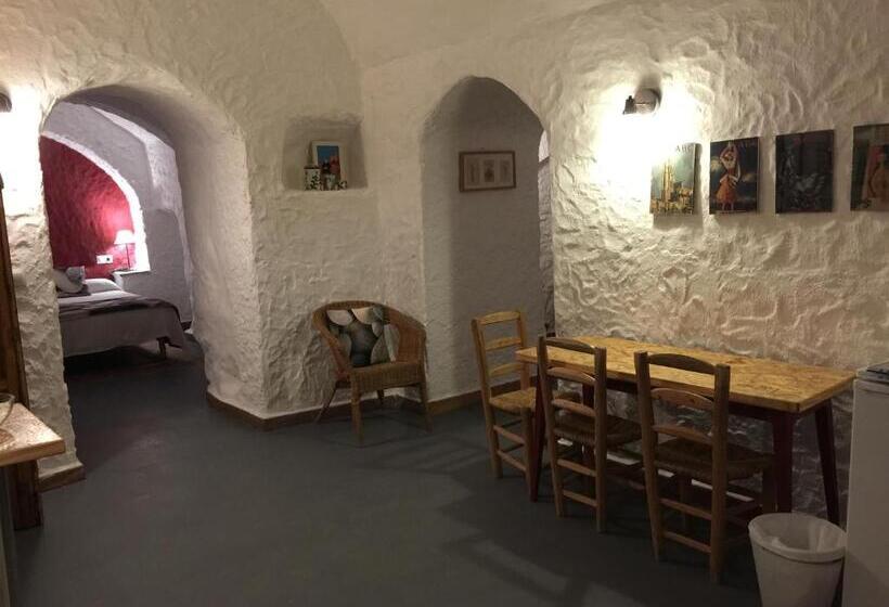 آپارتمان 2 خوابه, Casas Cueva Y Cortijo La Tala En Guadix