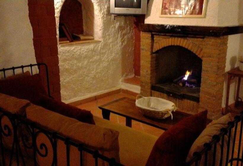 اتاق سوپریور با وان آب گرم, Casas Cueva Y Cortijo La Tala En Guadix
