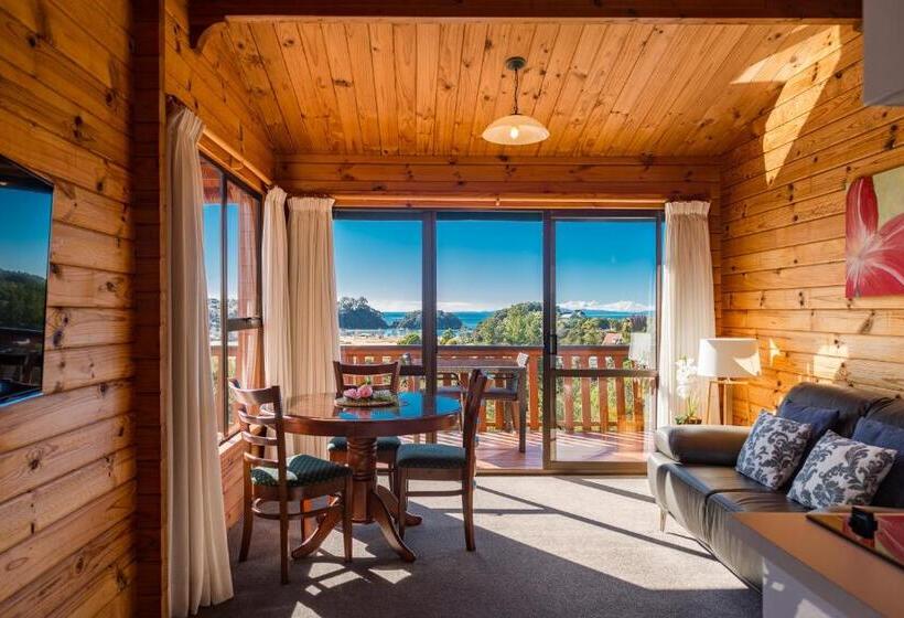 سوئیت با وان آب گرم, Kimi Ora Eco Resort