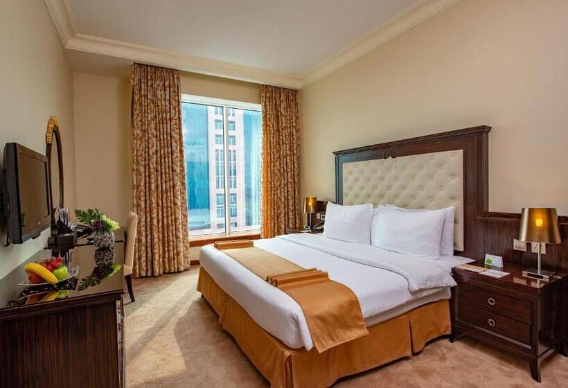سوئیت اجرایی با چشم‌انداز دریا, Mercure Corniche Al Khobar