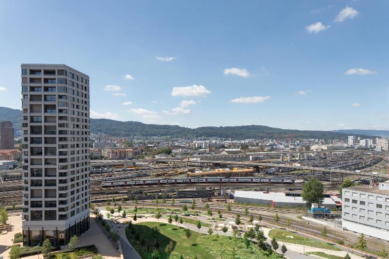 اتاق راحتی, Renaissance Zurich Tower