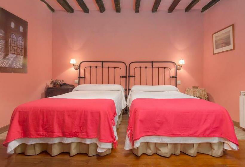 Standard Room, Casona De La Salceda