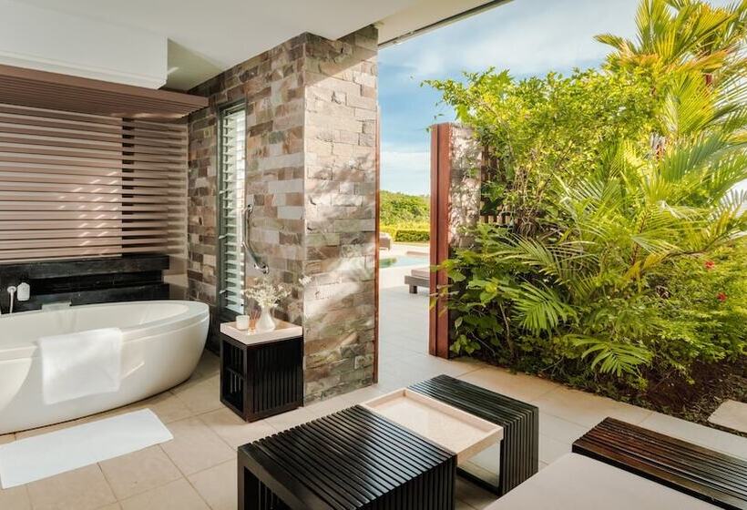 Suite, Intercontinental Fiji Golf Resort & Spa