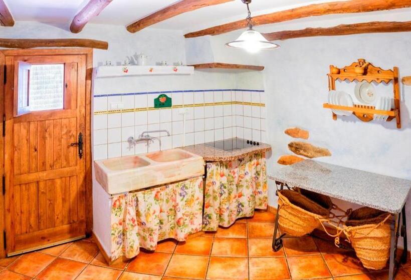 3 Bedroom House, Reul Alto Cortijos Rurales