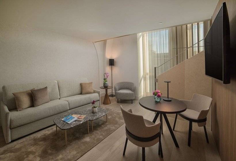سوییت دوبلکس, NH Collection Milano Citylife