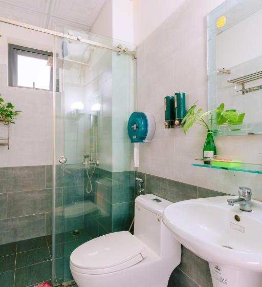 اتاق استاندارد سه نفره, Vinh Khang Homestay