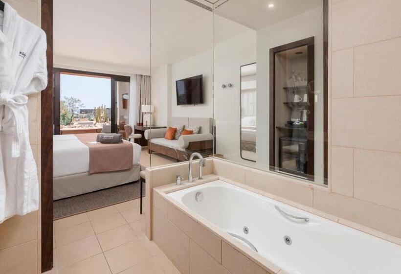 Номер Deluxe, Barcelo Tenerife Royal Level