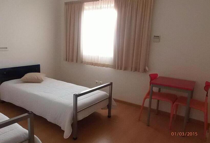 اتاق استاندارد با سرویس بهداشتی مشترک, Hi Tavira – Pousada De Juventude