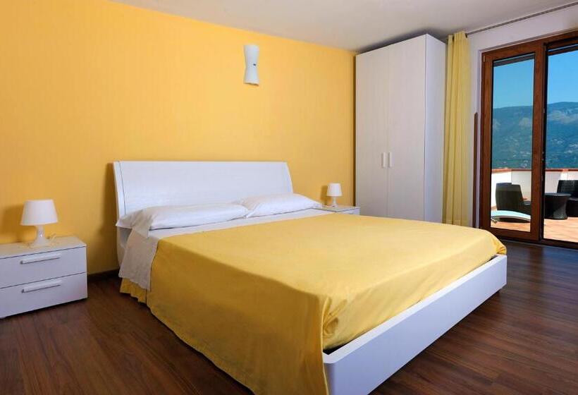 Apartamento 1 Quarto com Terraço, Bed And Breakfast Sunflower