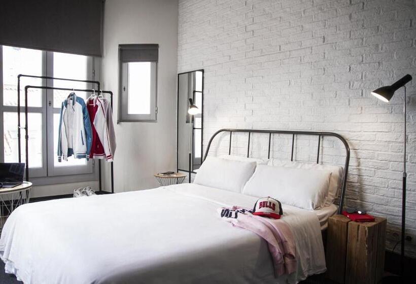اتاق سوپریور, Room00 Valencia Hostel