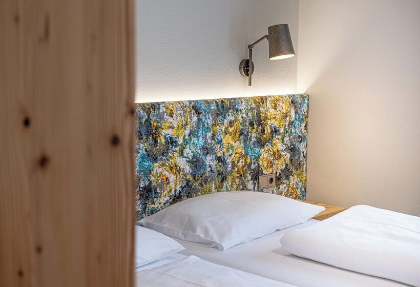 Chambre Economy, Das Grüne Hotel Zur Post   100 % Bio