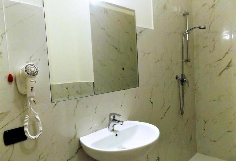 اتاق لوکس یک تخته, Hostel Archi Rossi