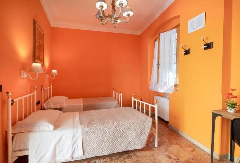 اتاق استاندارد, Hostel Archi Rossi