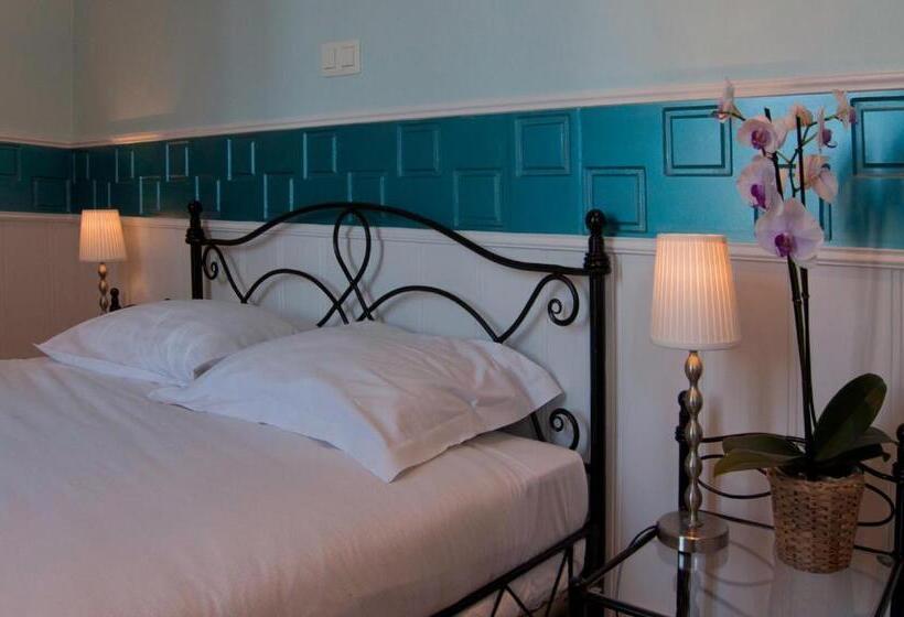 اتاق استاندارد, Hostel Lybeer