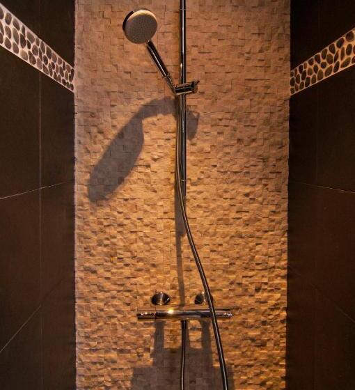 اتاق استاندارد, Hostel Lybeer