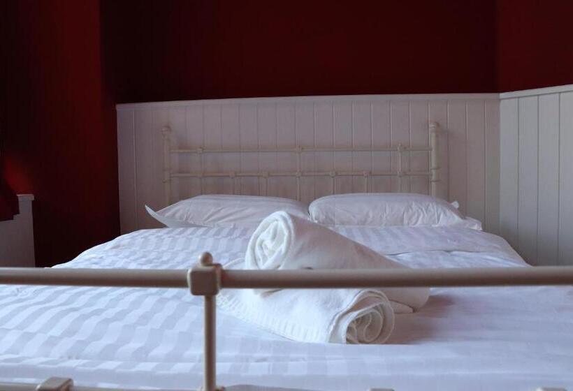 اتاق استاندارد با سرویس بهداشتی مشترک, Hostel Lybeer