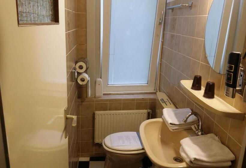 اتاق استاندارد یک نفره, Baan