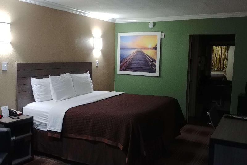 سوئیت با تخت بزرگ, Best Western Plus Katy Inn And Suites