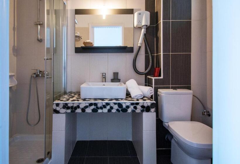 استودیوی استاندارد با چشم‌انداز دریا, Maistrali Apartments
