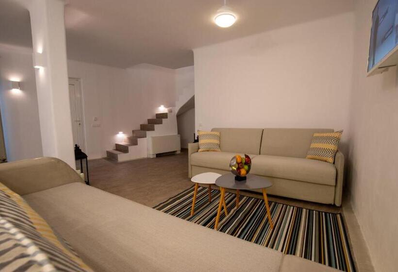 سوییت با چشم‌انداز دریا, Nectarios Villa   Studios & Suites Adults Only