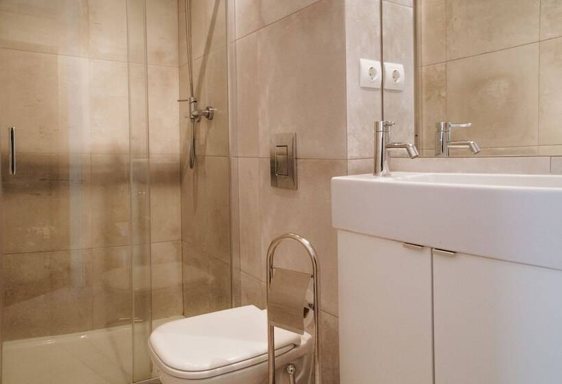 اتاق استاندارد, Porto Spot Hostel