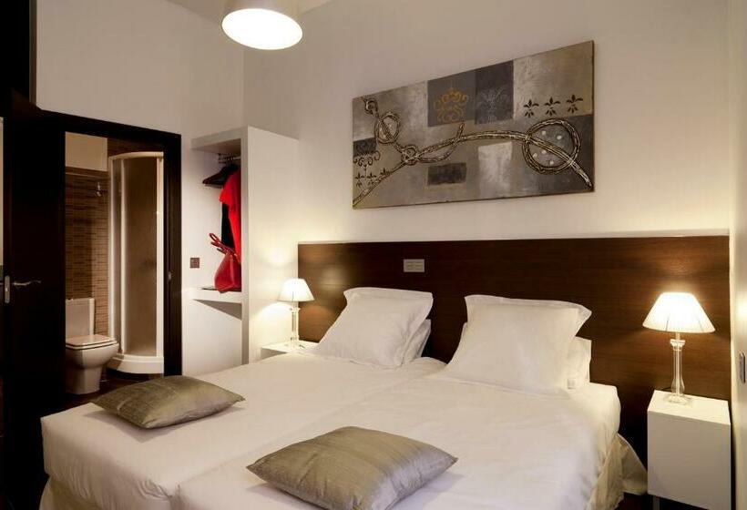اتاق استاندارد, Thc Latina Hostel