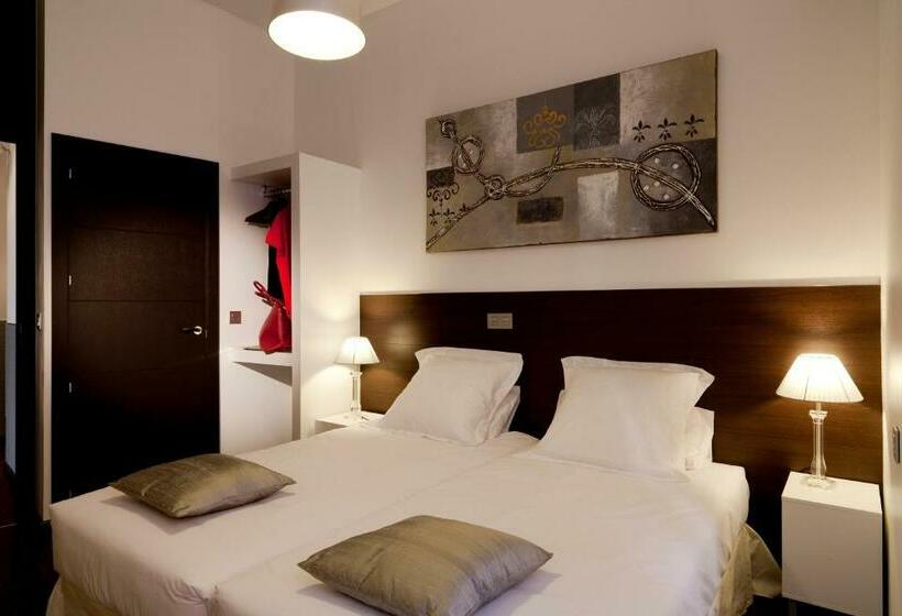 اتاق استاندارد, Thc Latina Hostel