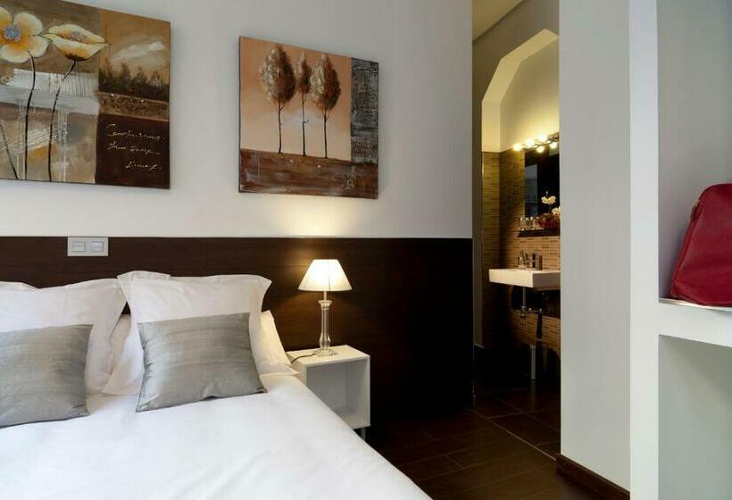 اتاق استاندارد, Thc Latina Hostel