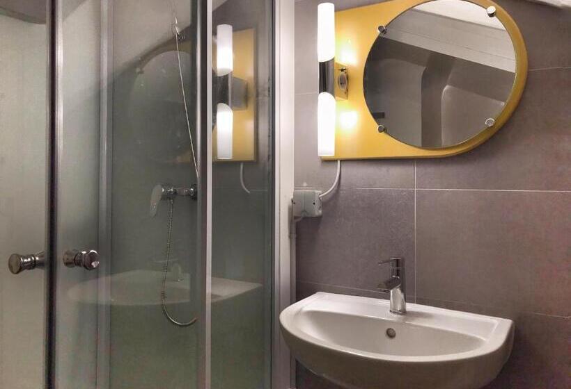 اتاق استاندارد با چشم‌انداز باغ, Lindo Lugar   Just A 7 Minute Walk From The Airport