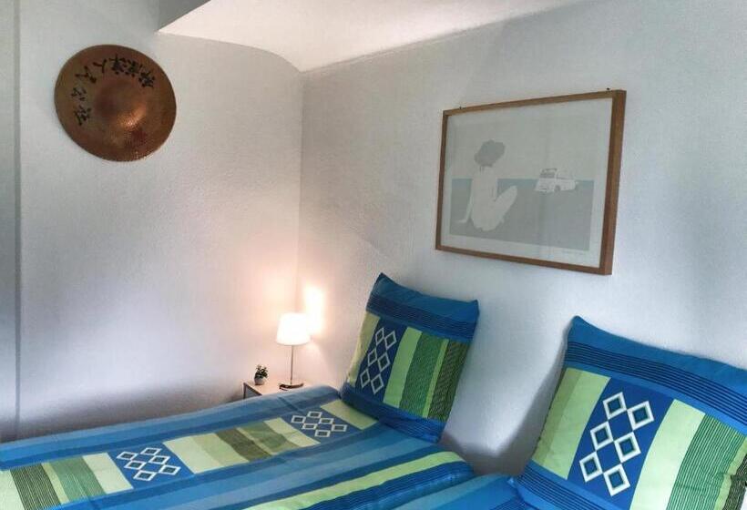 اتاق استاندارد با چشم‌انداز باغ, Lindo Lugar   Just A 7 Minute Walk From The Airport