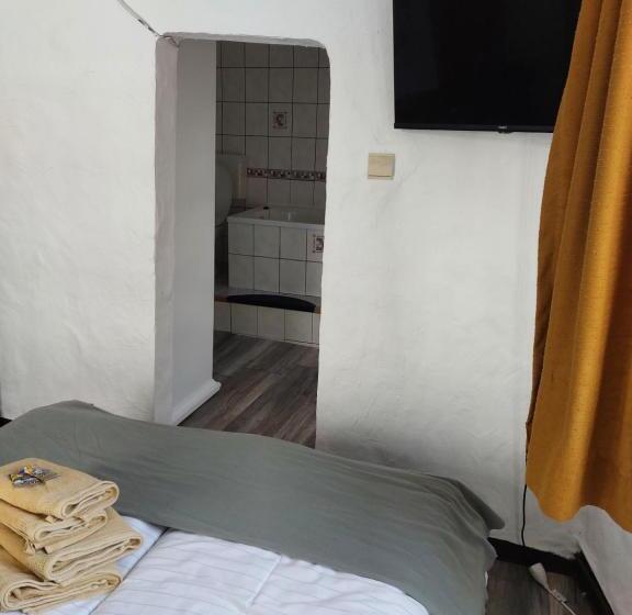 Economy Room, Rest Inn Monschau