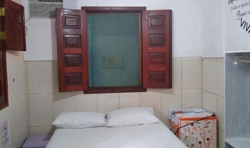 اتاق اکونومی, Shark Tubarao Suites Central Area