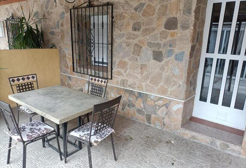 اتاق استاندارد چهار تخته, Casa Rural Mas Solana