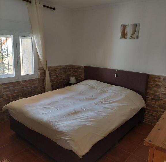 اتاق استاندارد چهار تخته, Casa Rural Mas Solana