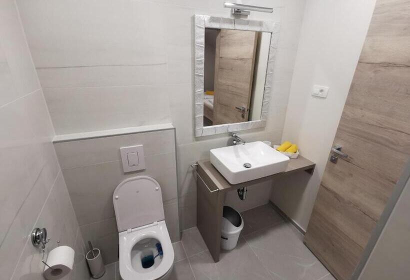 اتاق استاندارد, Rooms S Center