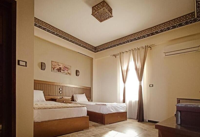 اتاق لوکس, Shabana House