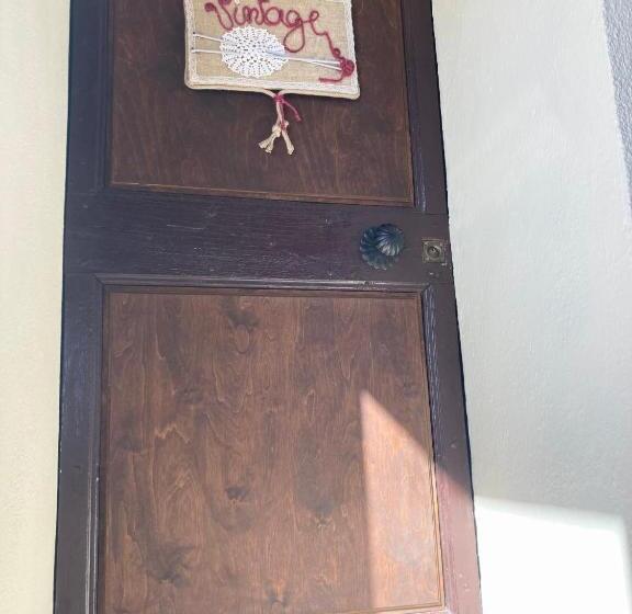 اتاق استاندارد, Il Cortile Di Greta