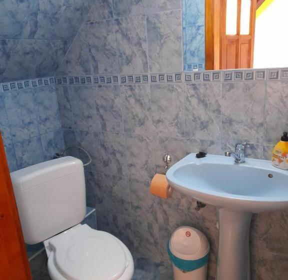اتاق استاندارد سه نفره, Casa Emy