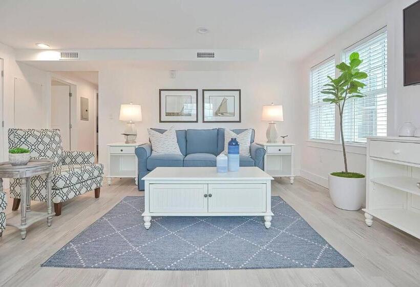高级套房带海景, Harbourtown Suites On Plymouth Harbor