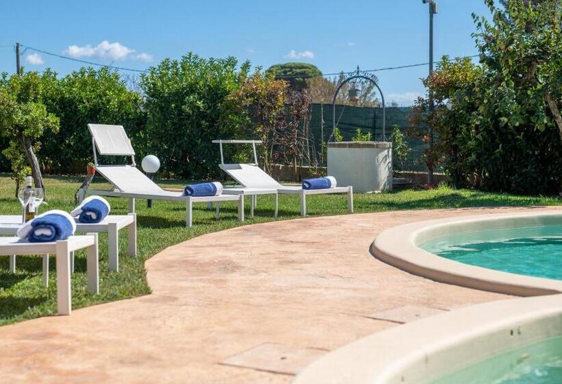 ویلای یک اتاق خوابه با استخر شنا, Hasamami Eco Trullo, Ostuni Luxury Suite