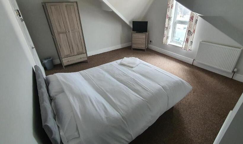 اتاق استاندارد, Apartment In Central Doncaster