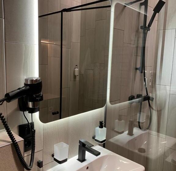 سوییت خانوادگی, Da Home Urban Hotel Self Check In